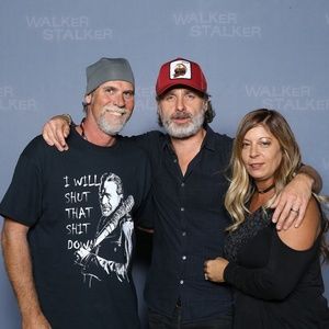 Meet your Posher, Genia